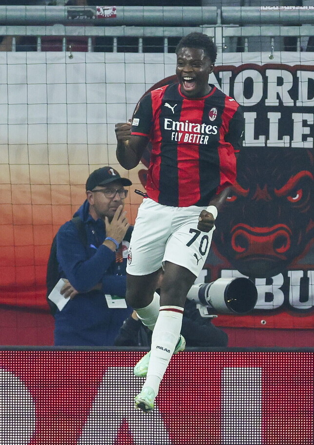 Il Milan brilla in Europa e travolge il Salisburgo: tripletta di Cisse, in gol anche Ramos