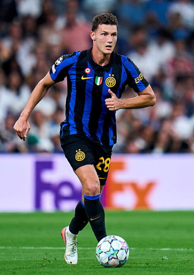 Non c'è pace per Chivu: dopo Lautaro si ferma anche Pavard. Le condizioni del francese