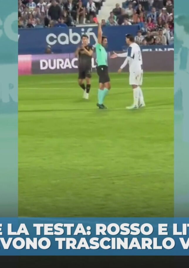 Morata perde la testa: rosso e rissa, i compagni devono trascinarlo via