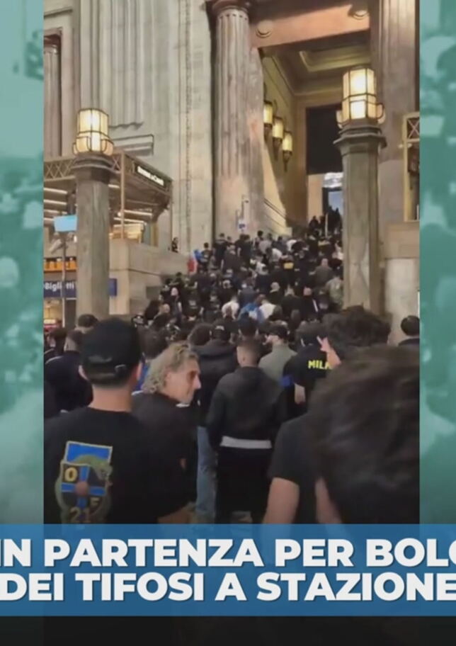 Inter verso Bologna, carica dei tifosi a Stazione Centrale