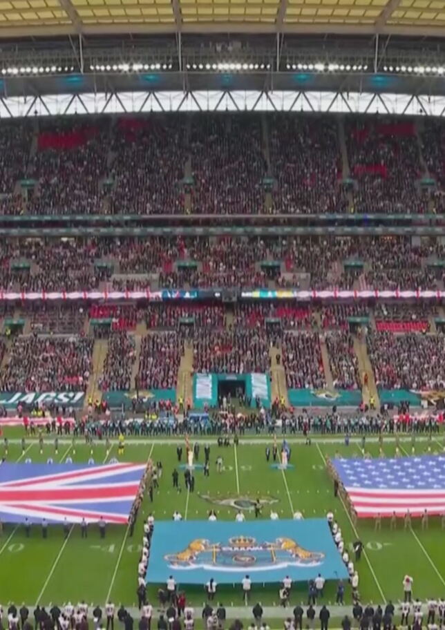 Gli inni prima dello scontro tra Houston Texans e Jacksonville Jaguars