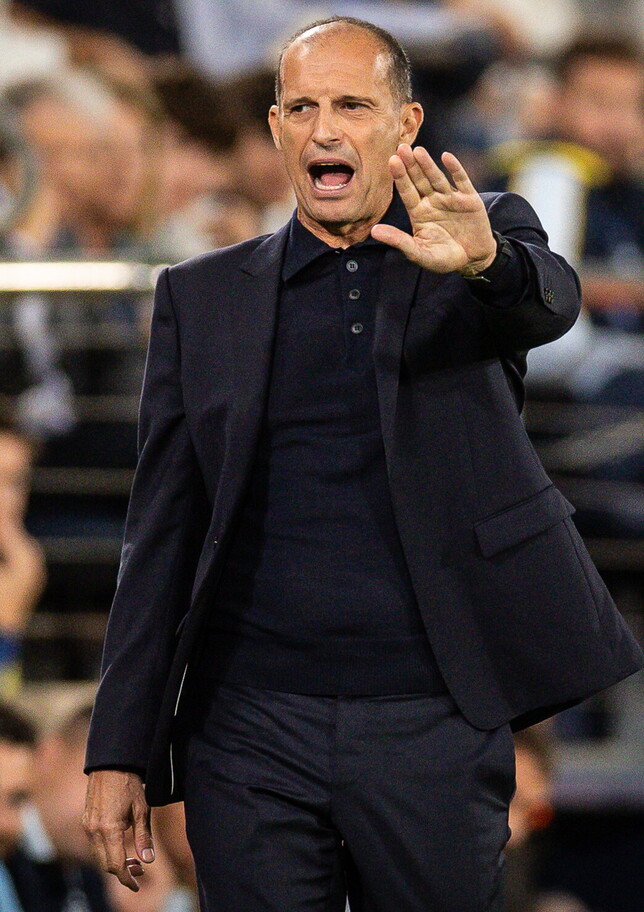 Allegri: "De Laurentiis l'ho sentito ma ora c'è da lavorare in silenzio per uscirne fuori"
