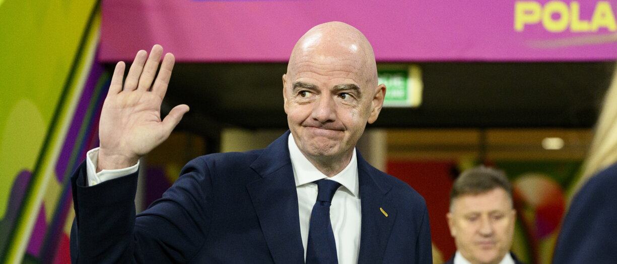 Introito non dichiarato da Infantino, il Times smentisce. La FIFA: "Serve responsabilità"