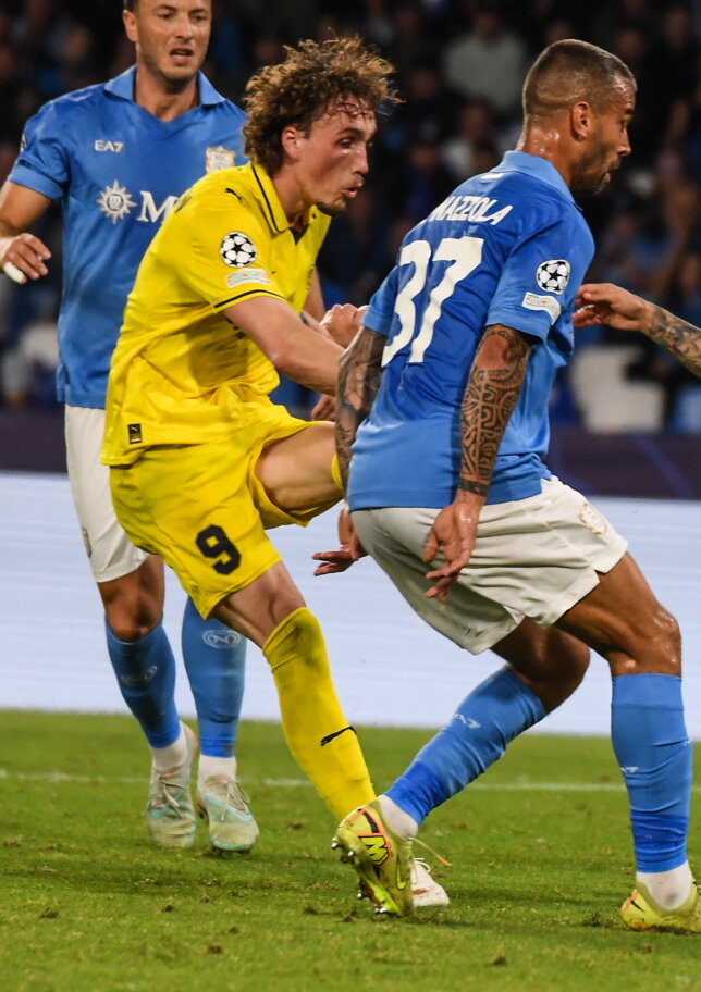 Il Napoli che ha ritrovato le sue stelle ora ha due problemi: la fase difensiva e la tenuta atletica