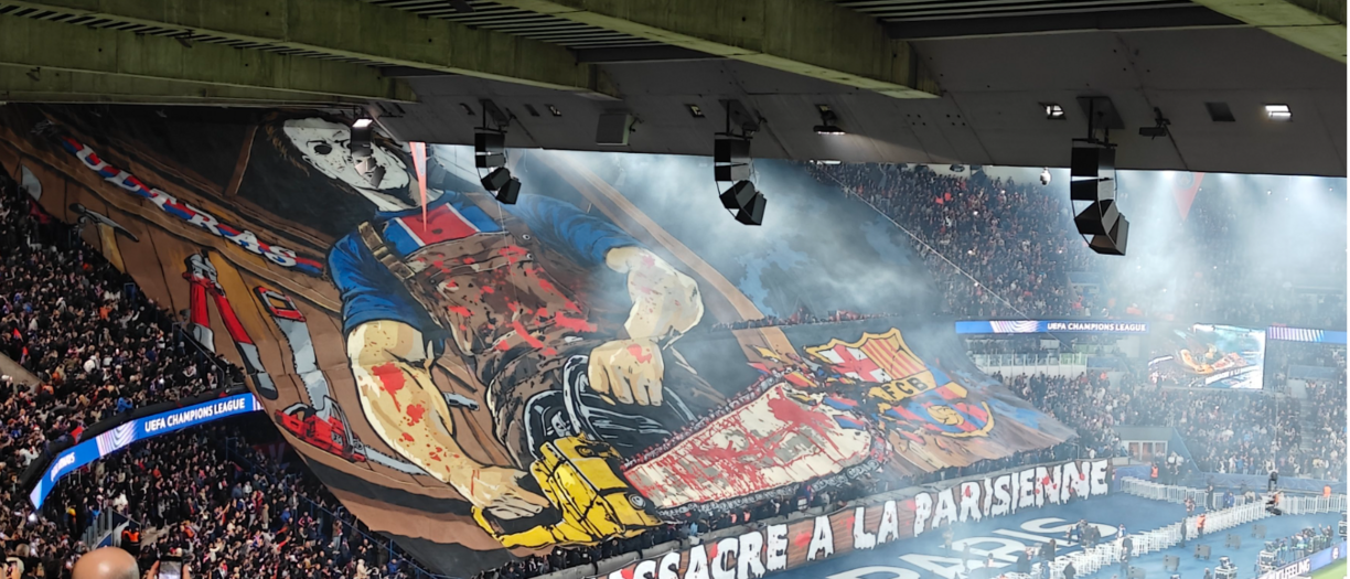 Striscione "Massacro alla parigina", il Barça non ci sta: esposto alla Uefa contro il Psg
