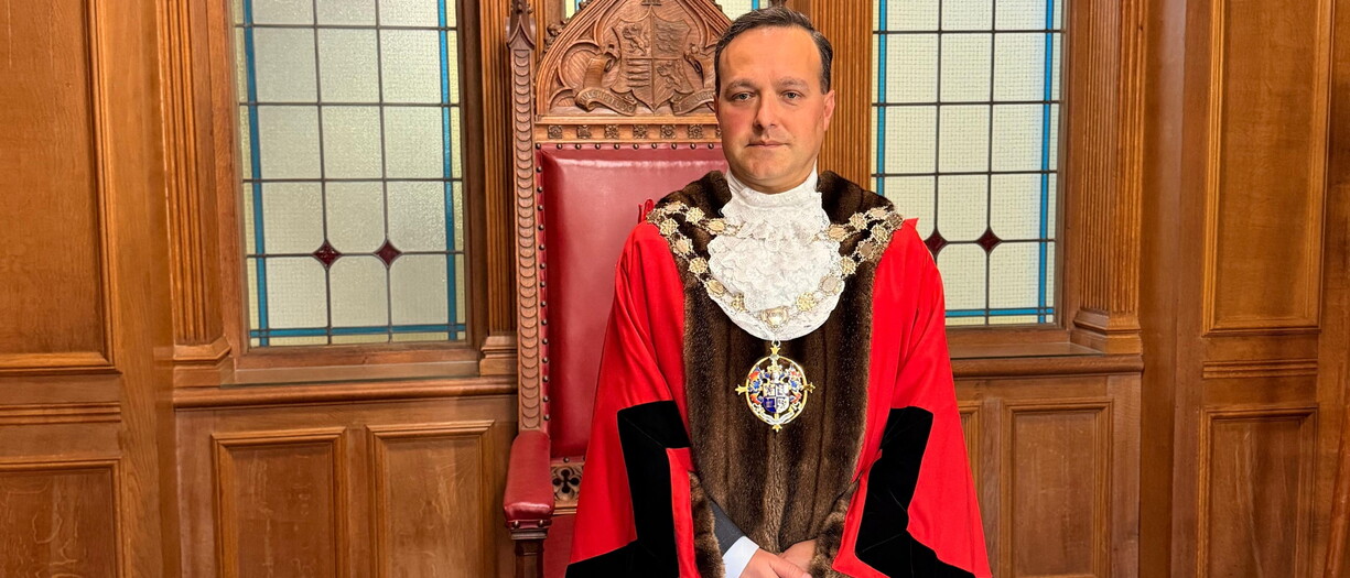 Il sindaco di Bournemouth tifa Milan e ha origini italiane: "Ma ho altri doveri..."