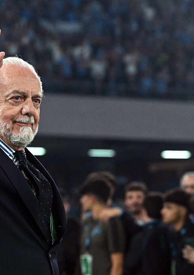 De Laurentiis vuole vendere il Napoli ma alle sue condizioni: due miliardi la richiesta | L'incontro con Rizzetta