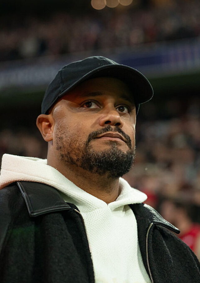 Bayern, paura per Kompany: collasso dopo l'allenamento e trasporto in ospedale con l'elisoccorso