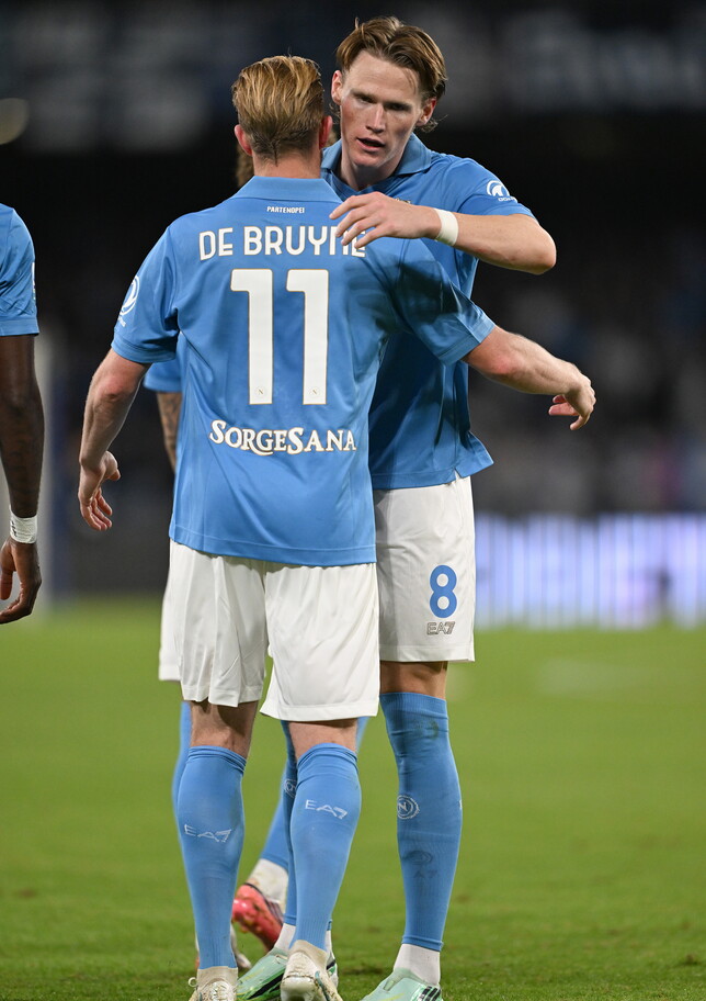 Il Napoli e Allegri possono sorridere: ritrovato McTominay e con De Bruyne regista è un'altra squadra