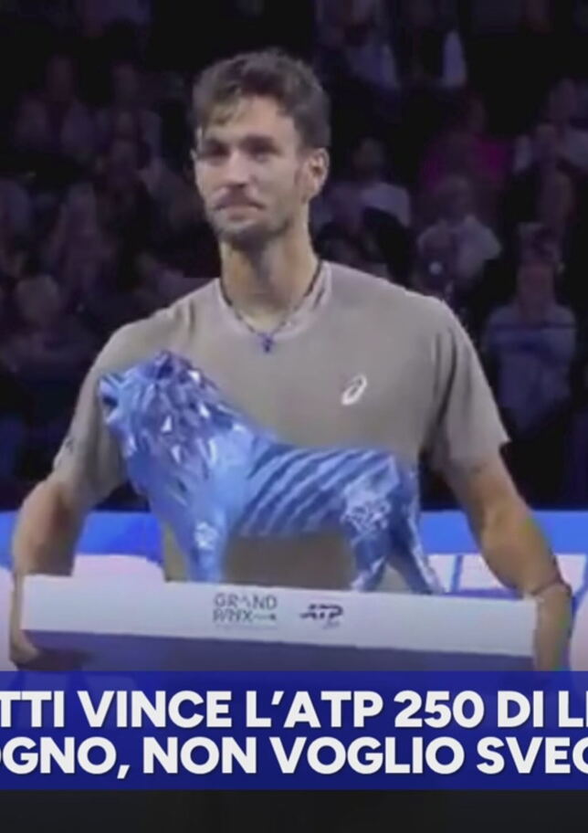 Musetti vince ATP Lione, il momento della premiazione
