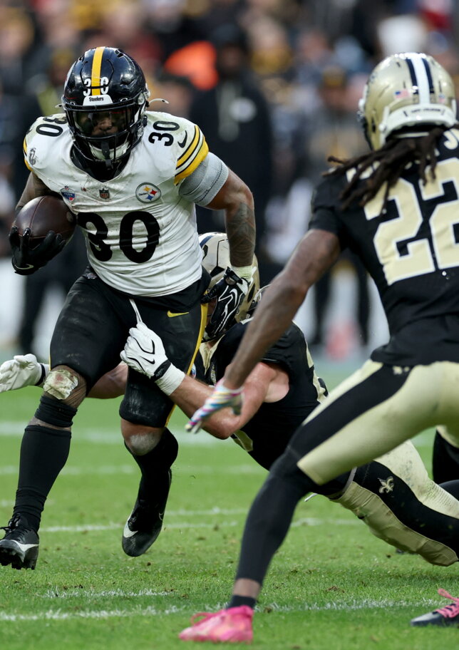 I Pittsburgh Steelers si prendono una vittoria storica a Parigi, 16-10 sui New Orleans Saints