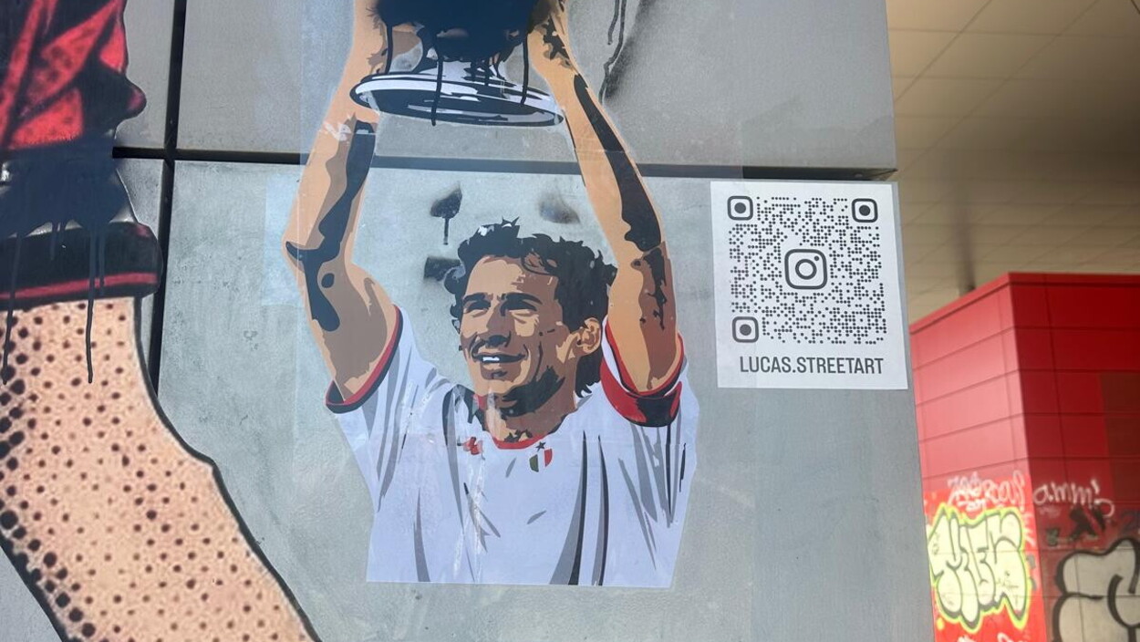 Ancora oltraggiato il murale di Franco Baresi davanti alla sede del Milan