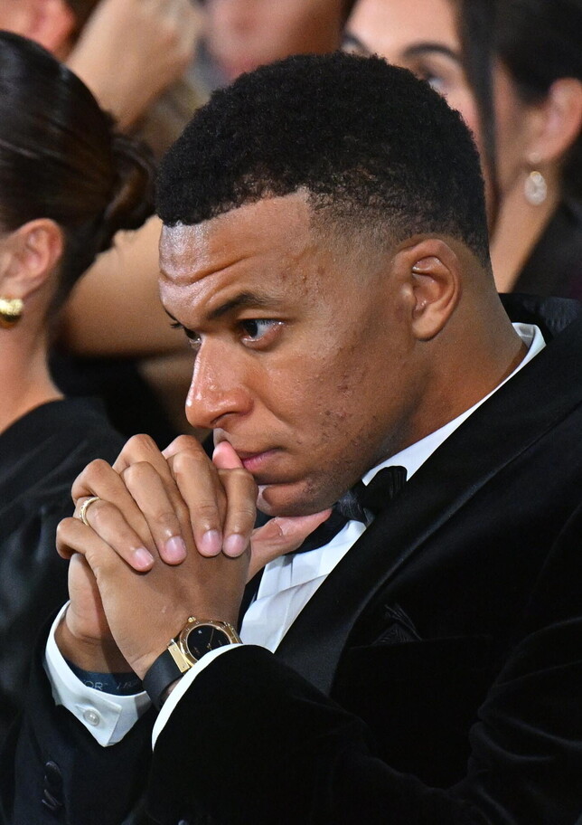 Mbappé si scusa con la Cina: "Mie parole inopportune" | La Liga si schiera contro Kylian