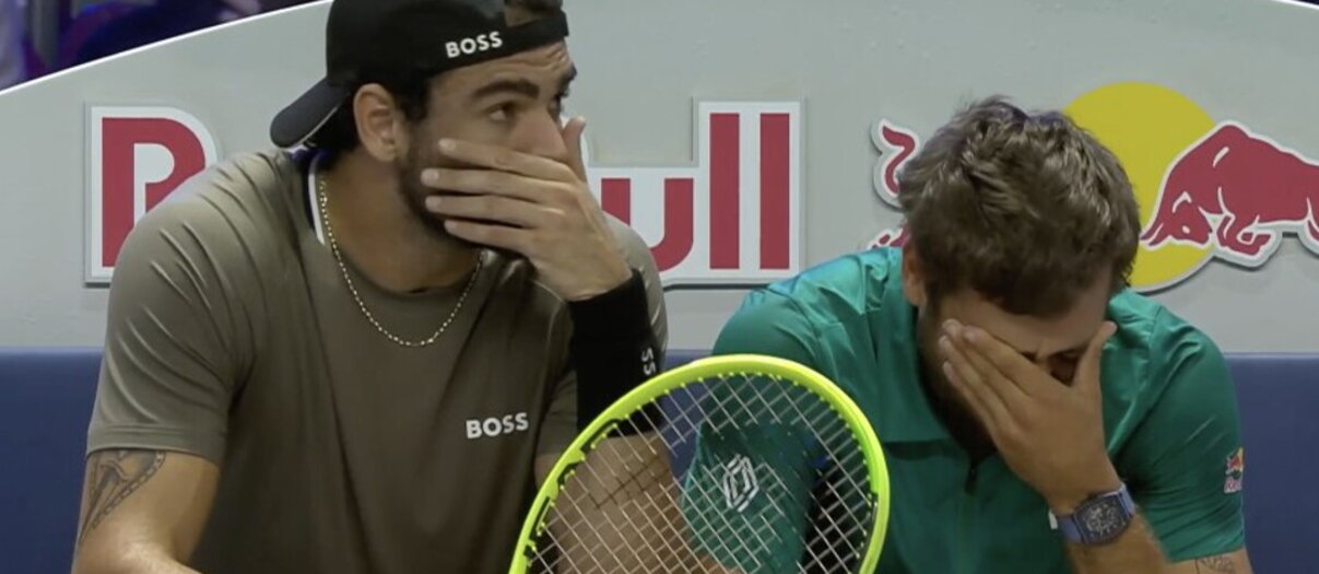 Tennis, Berrettini ai quarti di Vienna. Cobolli si ritira in lacrime, Finals a rischio?